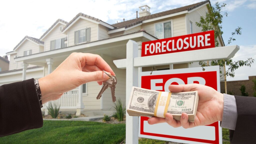 risks of buying a foreclosed home