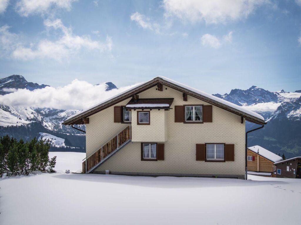 home appraisal impact traditional sale, cash buyers skip appraisal, real estate appraisal process, home valuation effects, cash offer benefits, property appraisal importance, seller considerations appraisal, home sale steps, cash buyer advantages, appraisal waived real estate